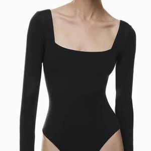 Babaton Black Square Neck Long Sleeve Bodysuit – XS